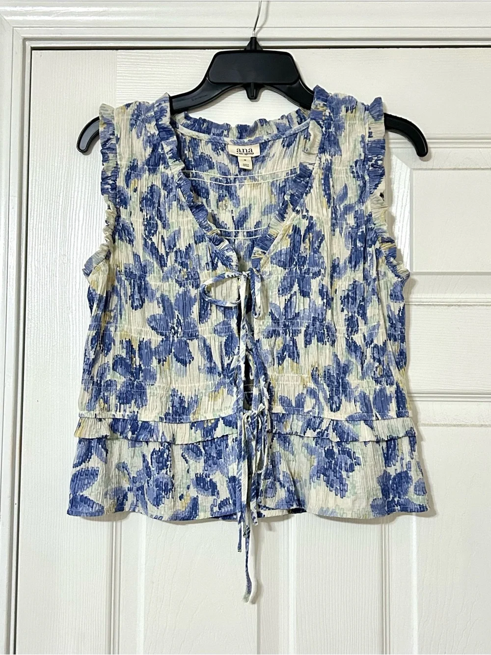 a.n.a Blue and Cream Floral Tie-Front Ruffle Sleeveless Top